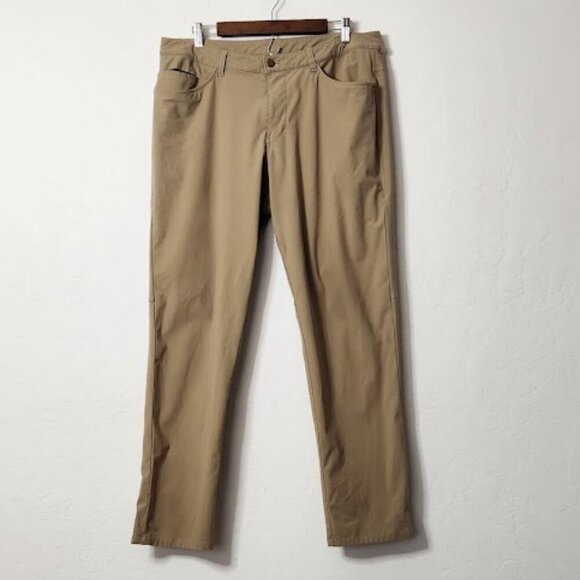 Lululemon Men's Chino Style Pants Size 36 - Picture 1 of 5